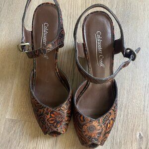 Coldwater Creek Tooled Leather Wedge Sandals 7M Brown Ankle Strap Peep Toe!